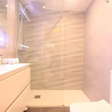 아파트 1080 - Golden Jacuzzi