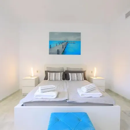 Appartamento 1080 - Golden Jacuzzi Marbella