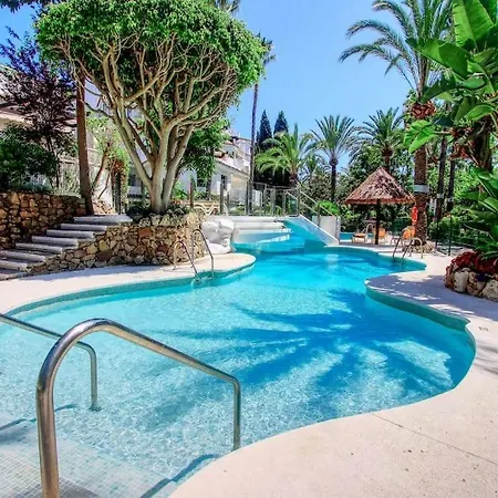 1080 - Golden Jacuzzi Apartamento *