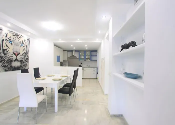 1080 - Golden Jacuzzi Apartamento *