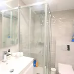 1080 - Golden Jacuzzi *