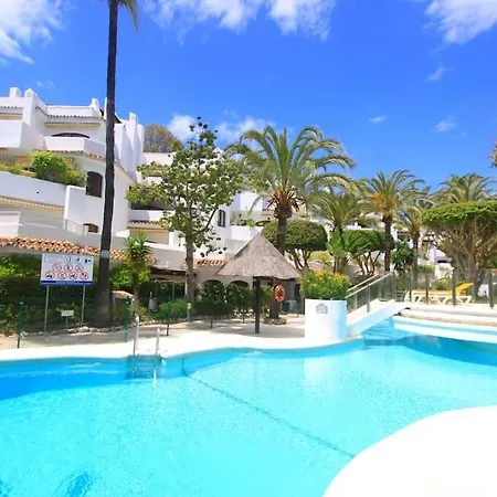 1080 - Golden Jacuzzi Appartement *
